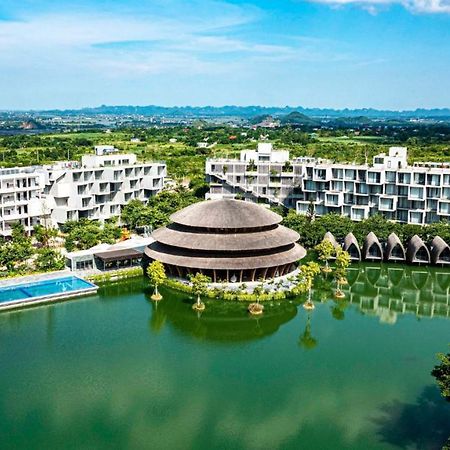 Wyndham Grand Vedana Ninh Binh Resort Экстерьер фото